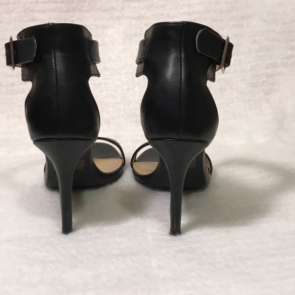 Breckelle’s Heeled Sandals - Picture 3 of 6